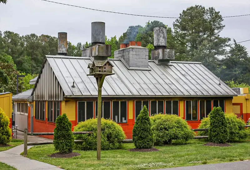 Pierce’s Pitt Bar-B-Que in Williamsburg