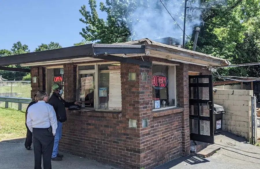 Brenda's Bar-B-Que Pit